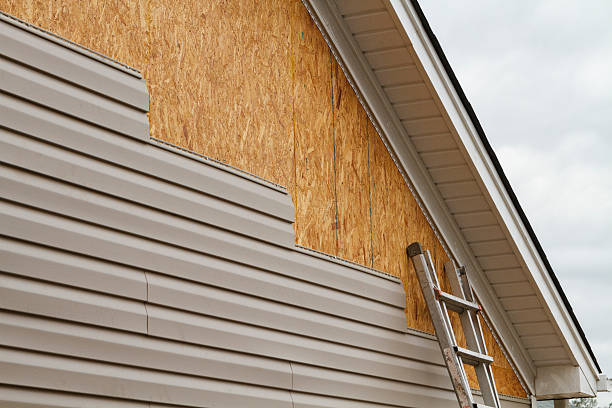 24/7 Emergency Storm Damage Siding Repair experts in Medina, MN